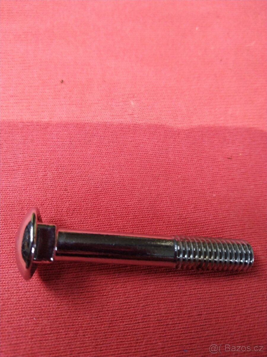 Prodám originál chromový speciální šroubek - 2