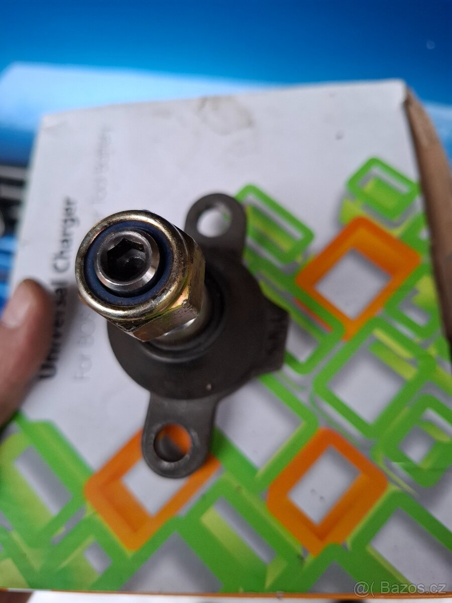 Kulovy čep spodni T4 - 2