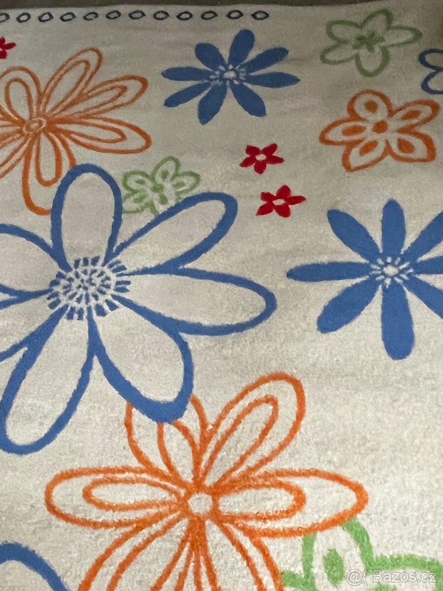 Krásný květinový koberec - 2