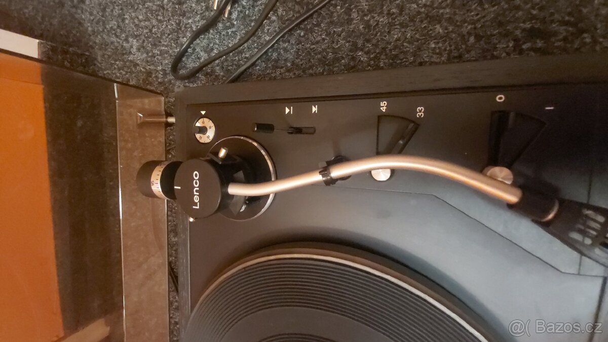 Gramofon Lenco L435 - 2