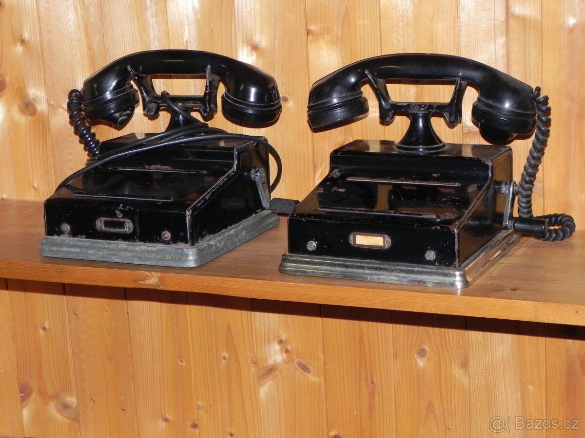 Staré telefony - 2