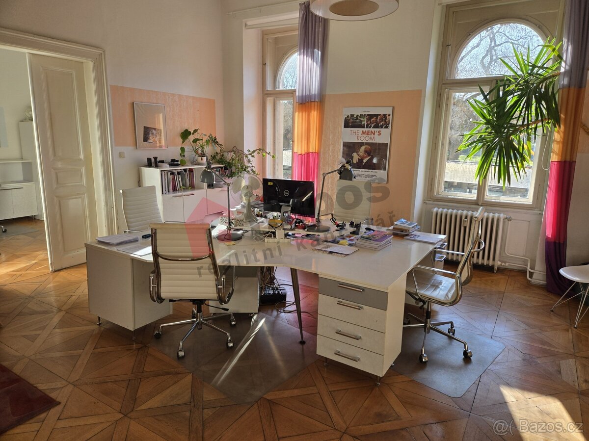 Pronájem kancelářských prostor Bolzanova - 66m2 - 2