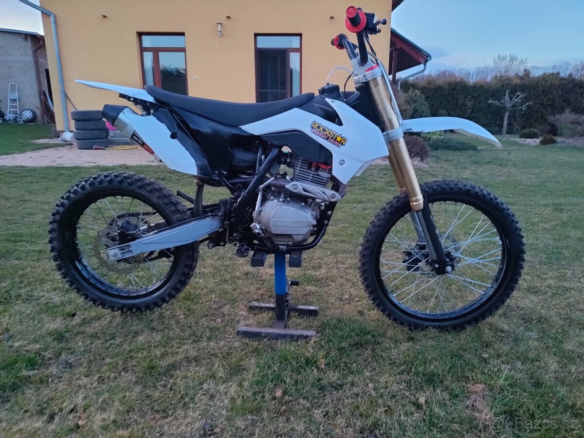 kroska Apollo Orion 250ccm - 2