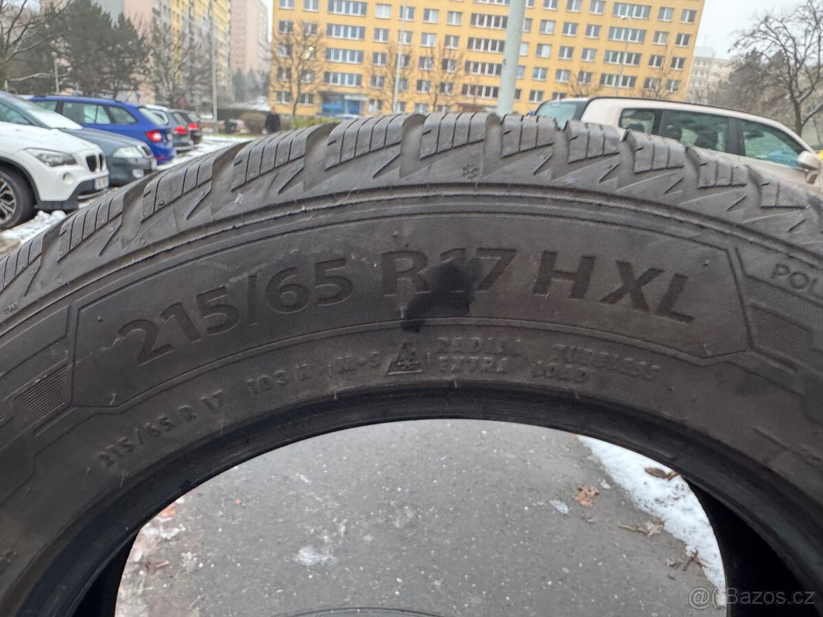 Zimní pneu 215/65/17 Barum - 2