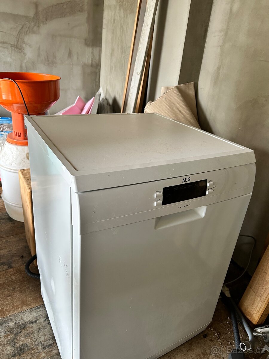 Myčka na náhradní díly - 2