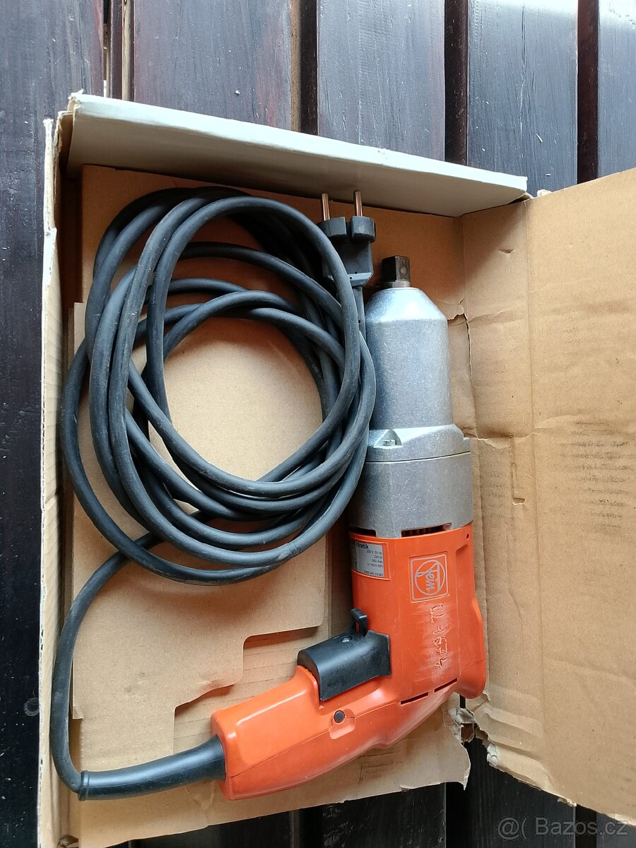 Rázový utahovák Fein - 2