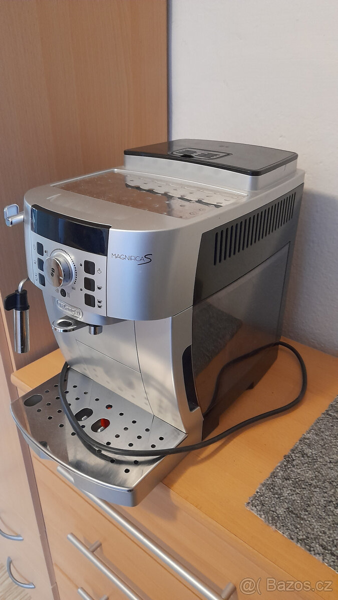 Prodám automatický kávovar - 2