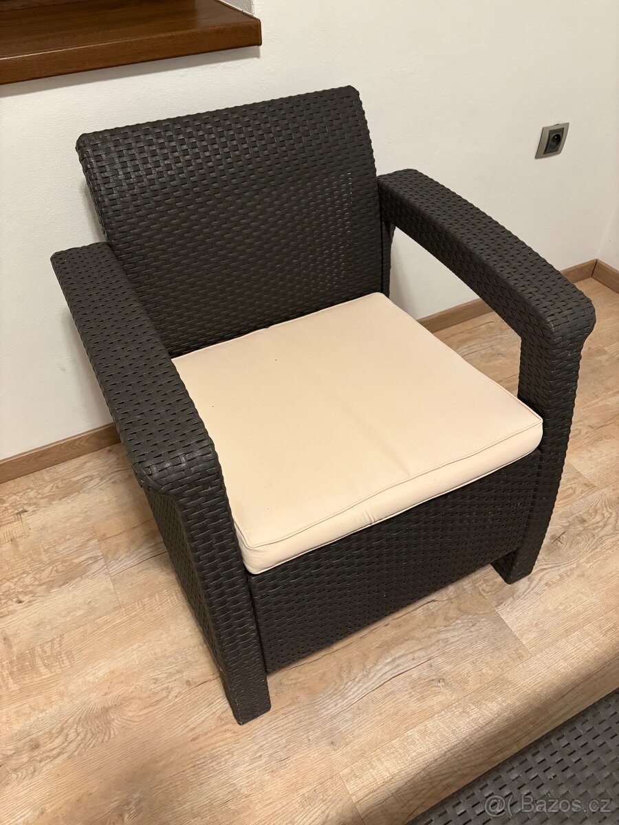 Ratanové posezení - 2