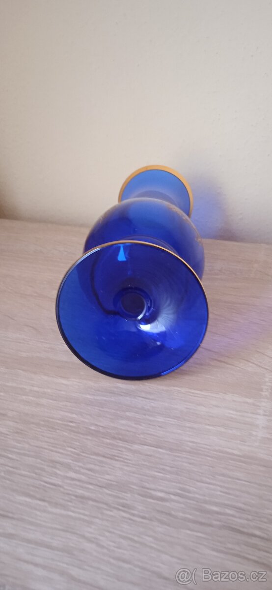 Retro vázička ? - 2