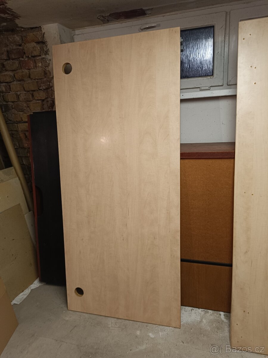 Kancelářské stoly - 2