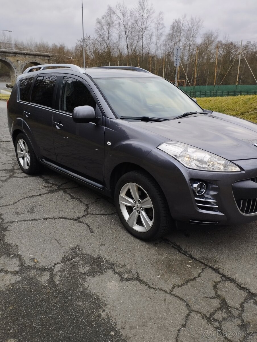 Peugeot 4007 - 2
