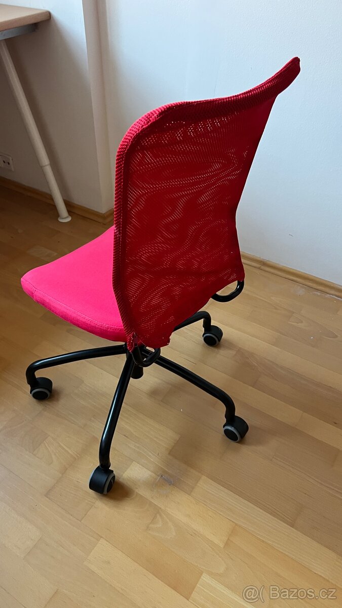Dětská židle na kolečkách - 2