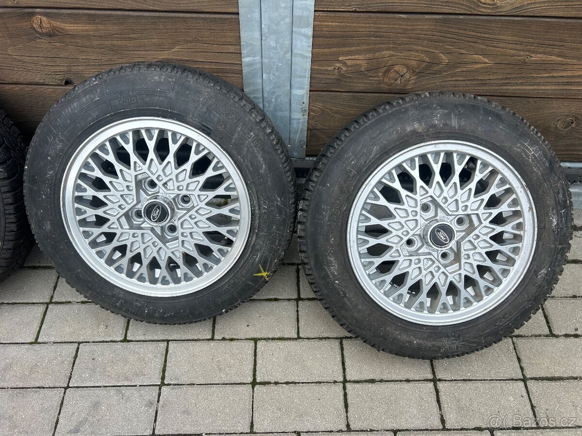 4x108 R13
