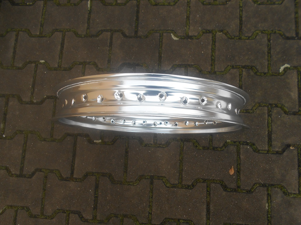 Zadní rafek prodám - 2