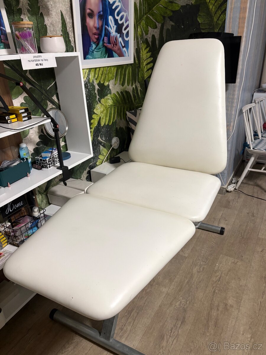 Lehátko na pedikúru, kosmetiku, masáže - 2