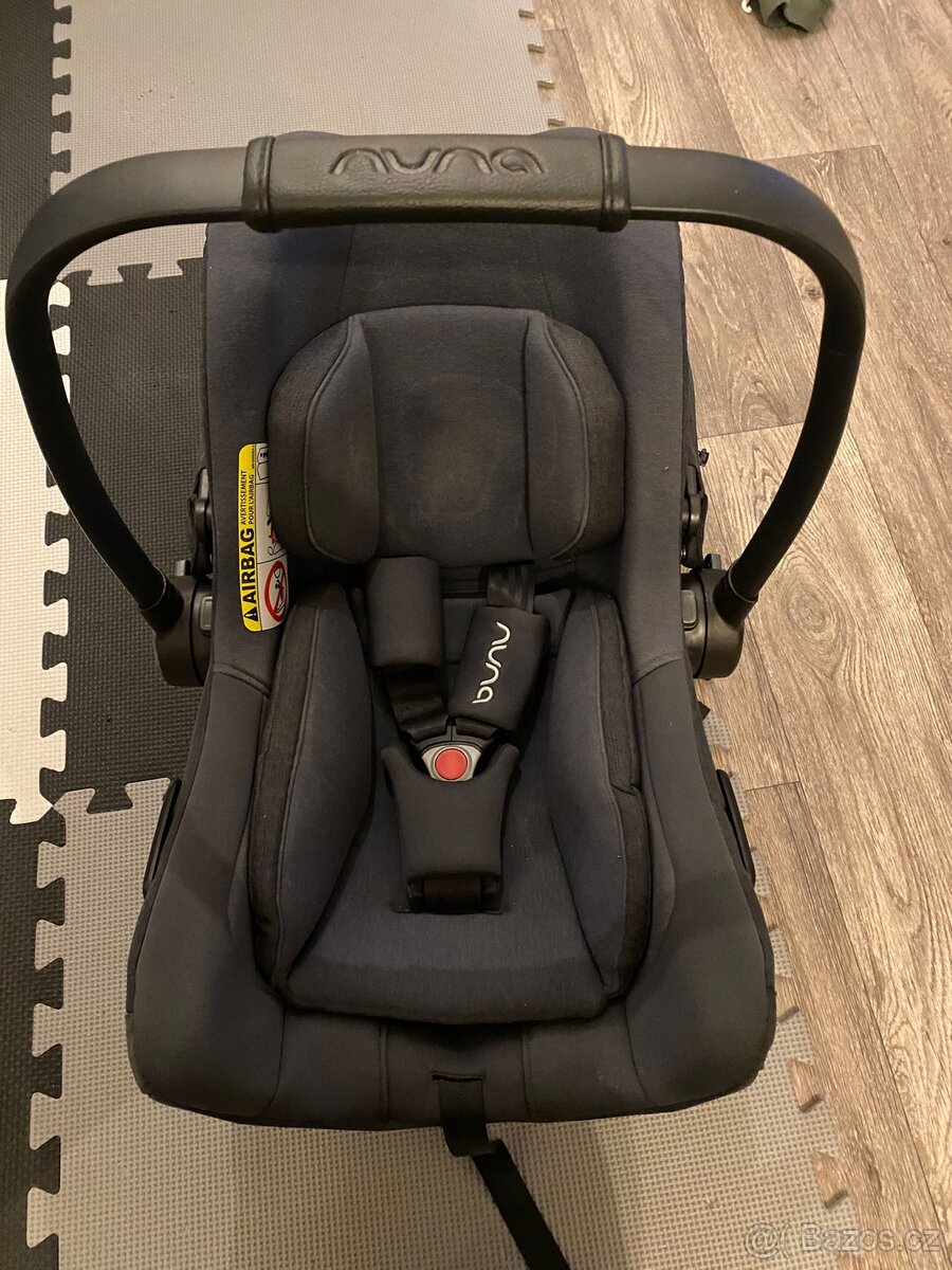 Autosedačka Nuna pipa next - 2