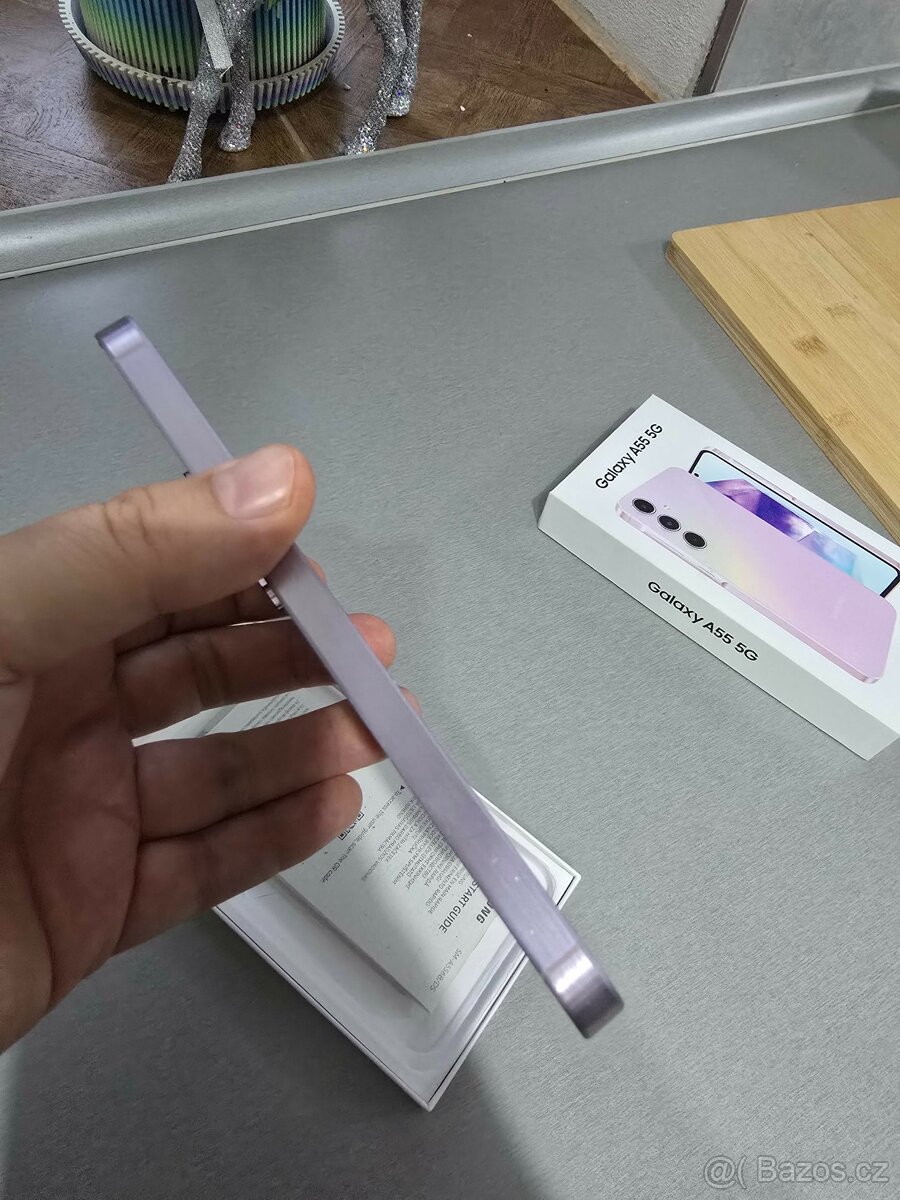 Galaxy A55 5G ve variantě 8 GB RAM / 256 GB - 2