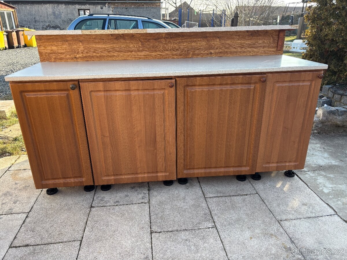 Kuchyňská linka…. - 2