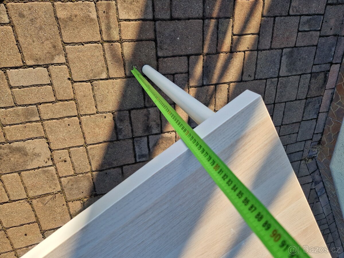 Pracovní - počítačový stůl studentský - 2