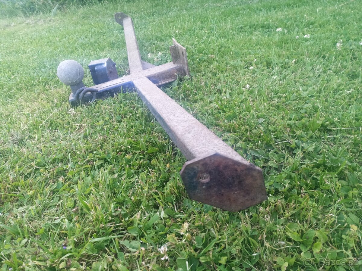 Tažné Škoda 105l úzká - 2