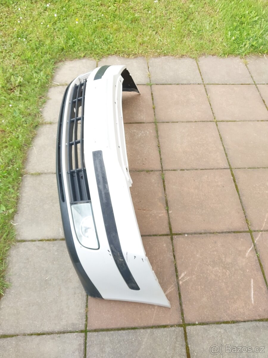 Škoda Octavia 2 – Nárazník přední - 2