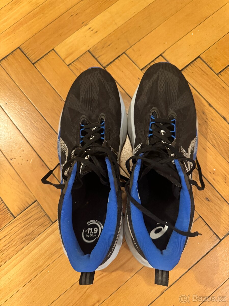 Asics Novablast 5 - 2