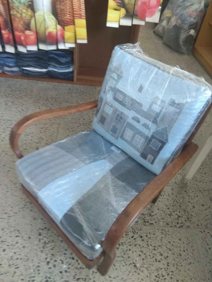 Křeslo starožitné repasované - 2