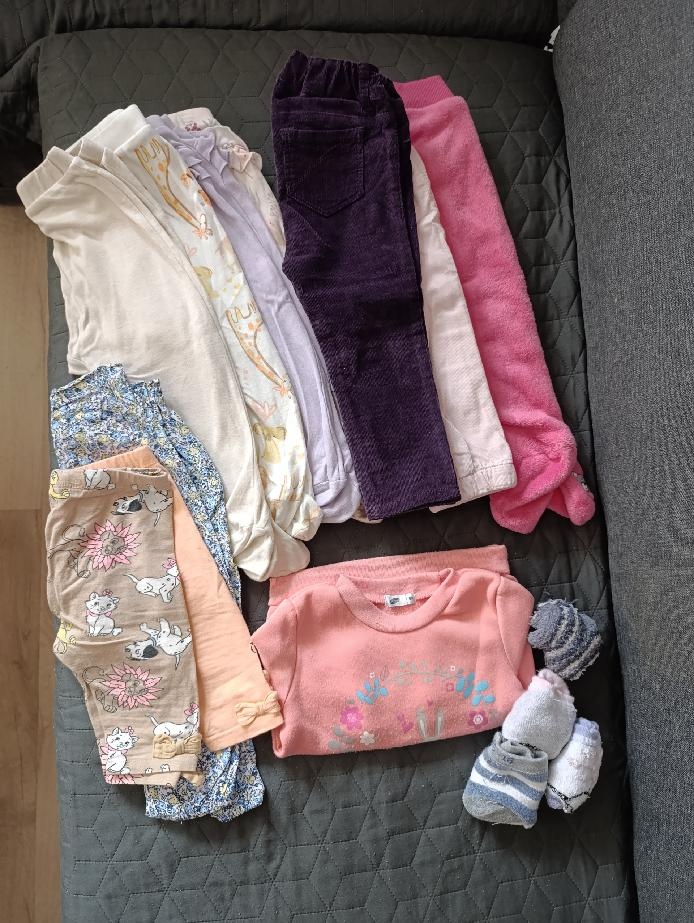 Věci pro holčičku 9-12 měs. - 2