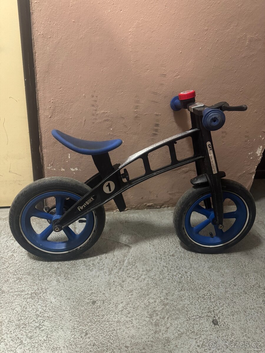 Prodám dětské odrážedlo Firstbike s brzdou - 2