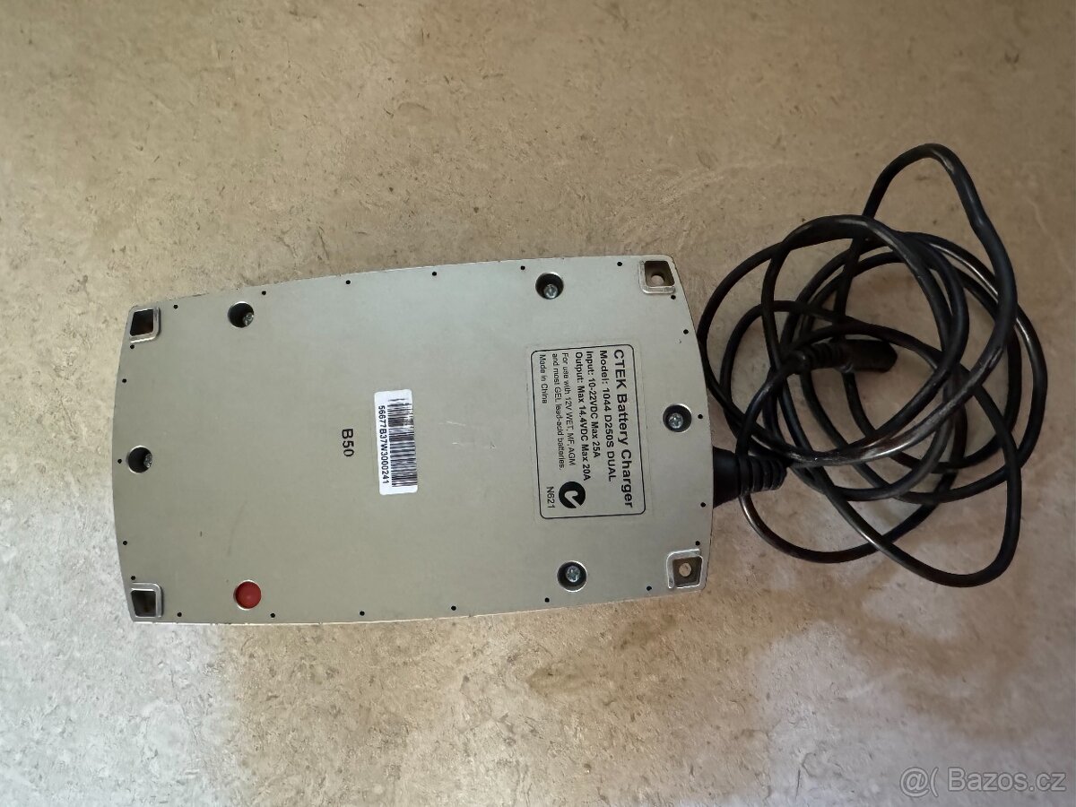 Nabíječka baterií ctek d250s dual - 2