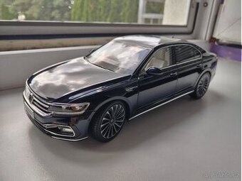 Modely aut 1:18 - 2