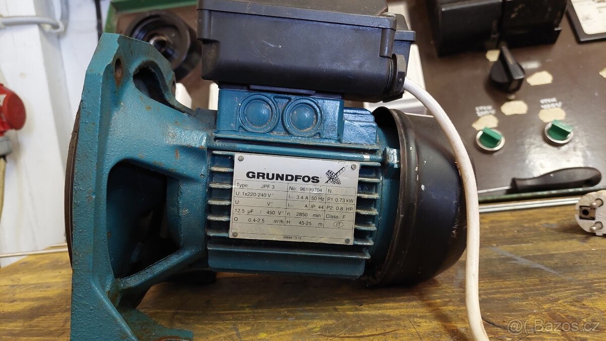 Prodám jednofázový motor od čerpadla Grundfos. - 2