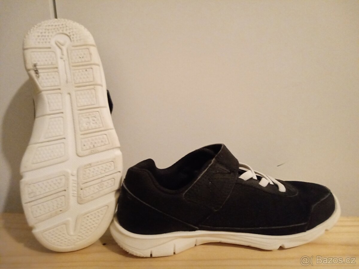 sálové tenisky Decathlon 32 - 2