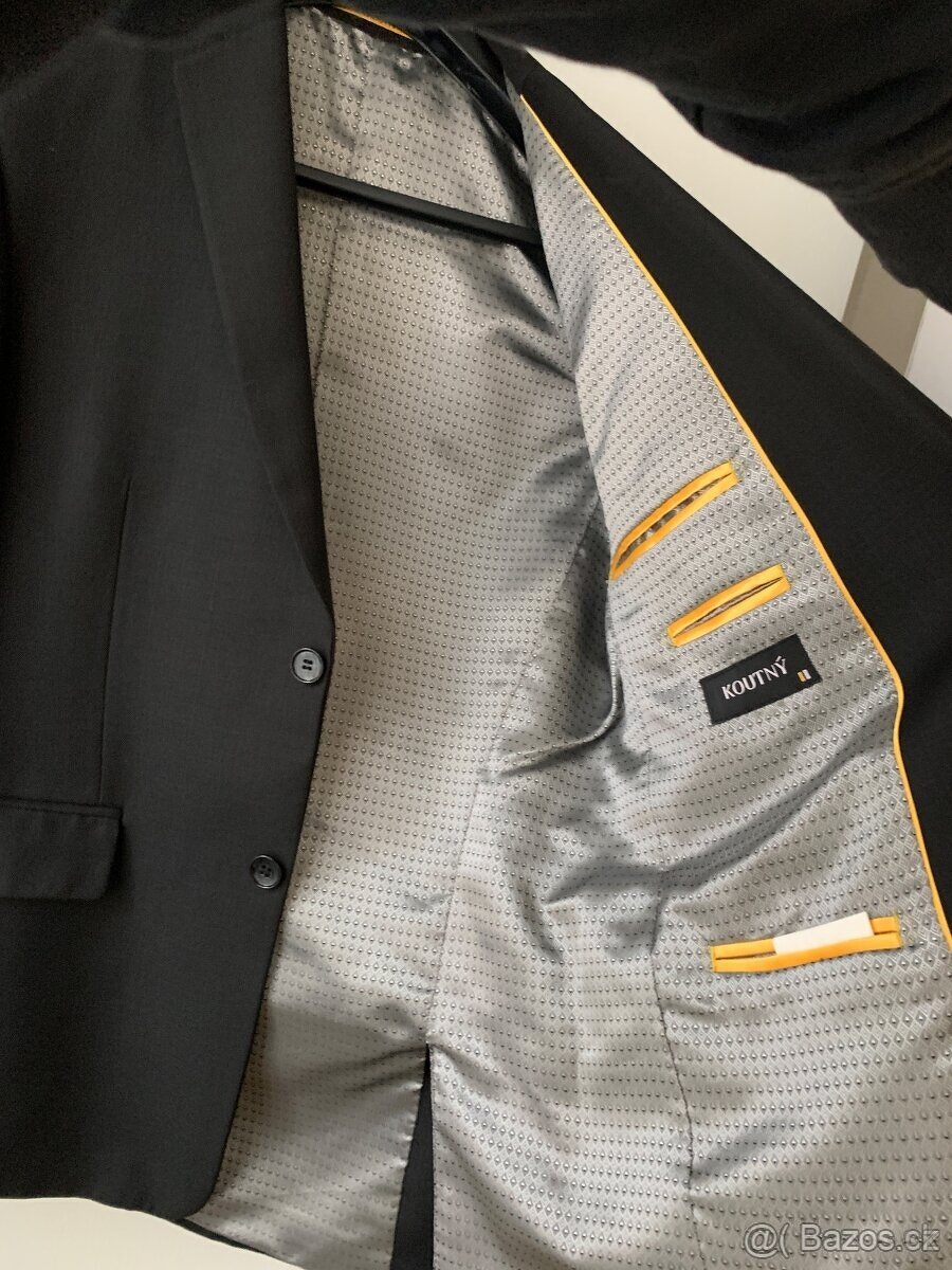 Čierny pánsky oblek sako+nohavice zn. Koutný v.48 - 2