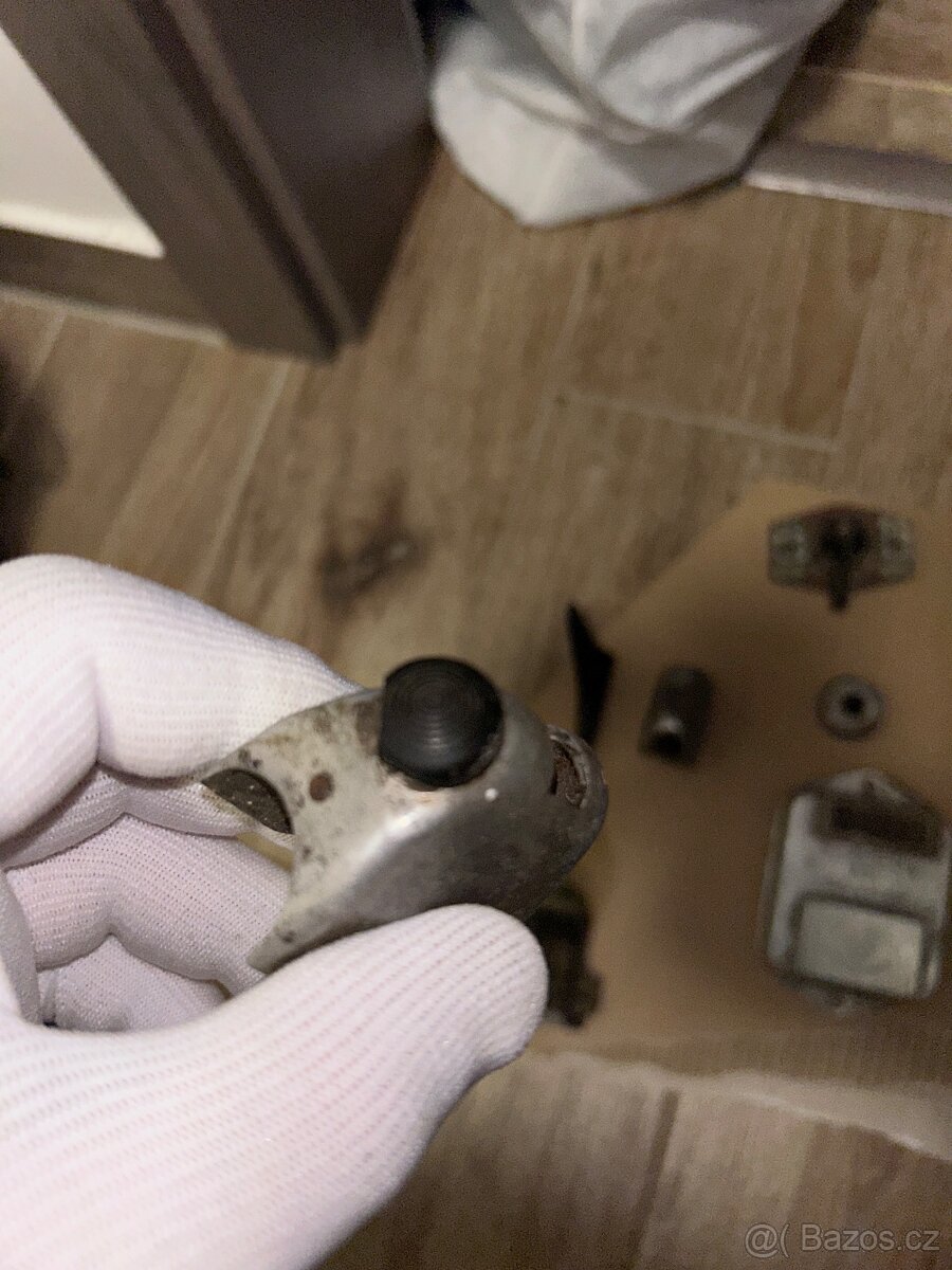 Kryt přepínače světel Perak a Jawa 50 - 2