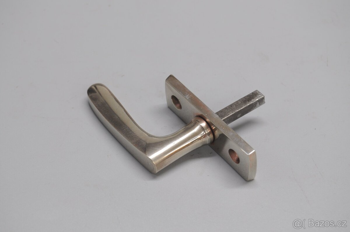 Mosazné okenní kování - půloliva - klička č. 24 - 2