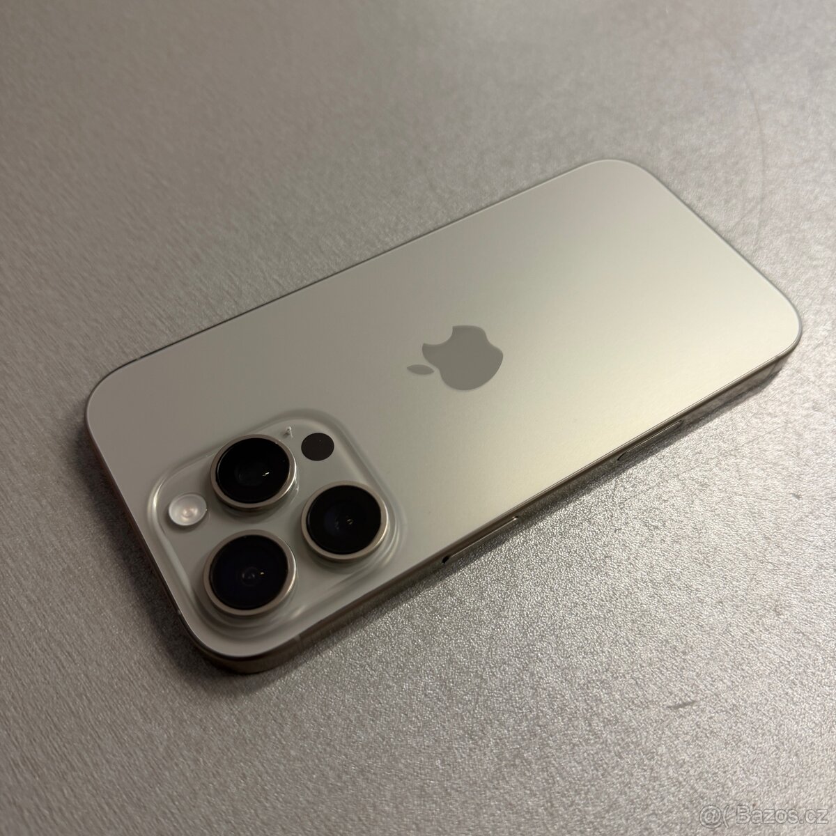 iPhone 16 Pro 256GB natural titan, pěkný stav, rok záruka - 2