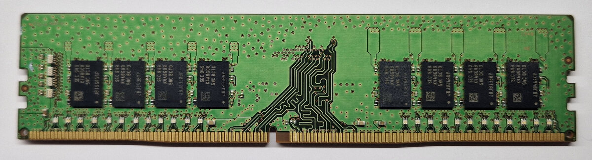 Prodám RAM Samsung DIMM DDR4 16GB PC2666 - 2