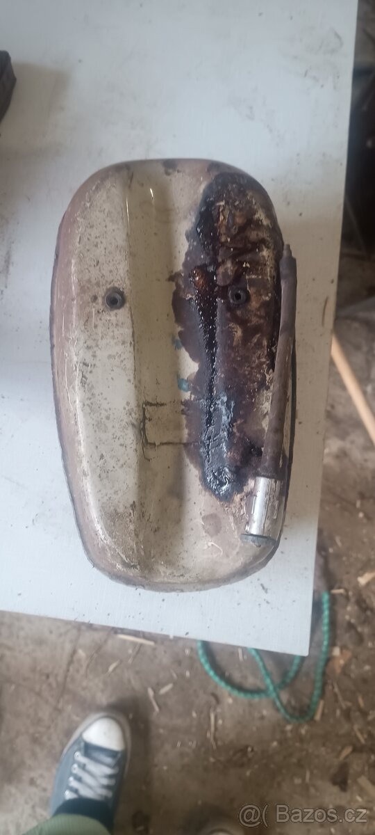 Nádrž stadion s11 - 2