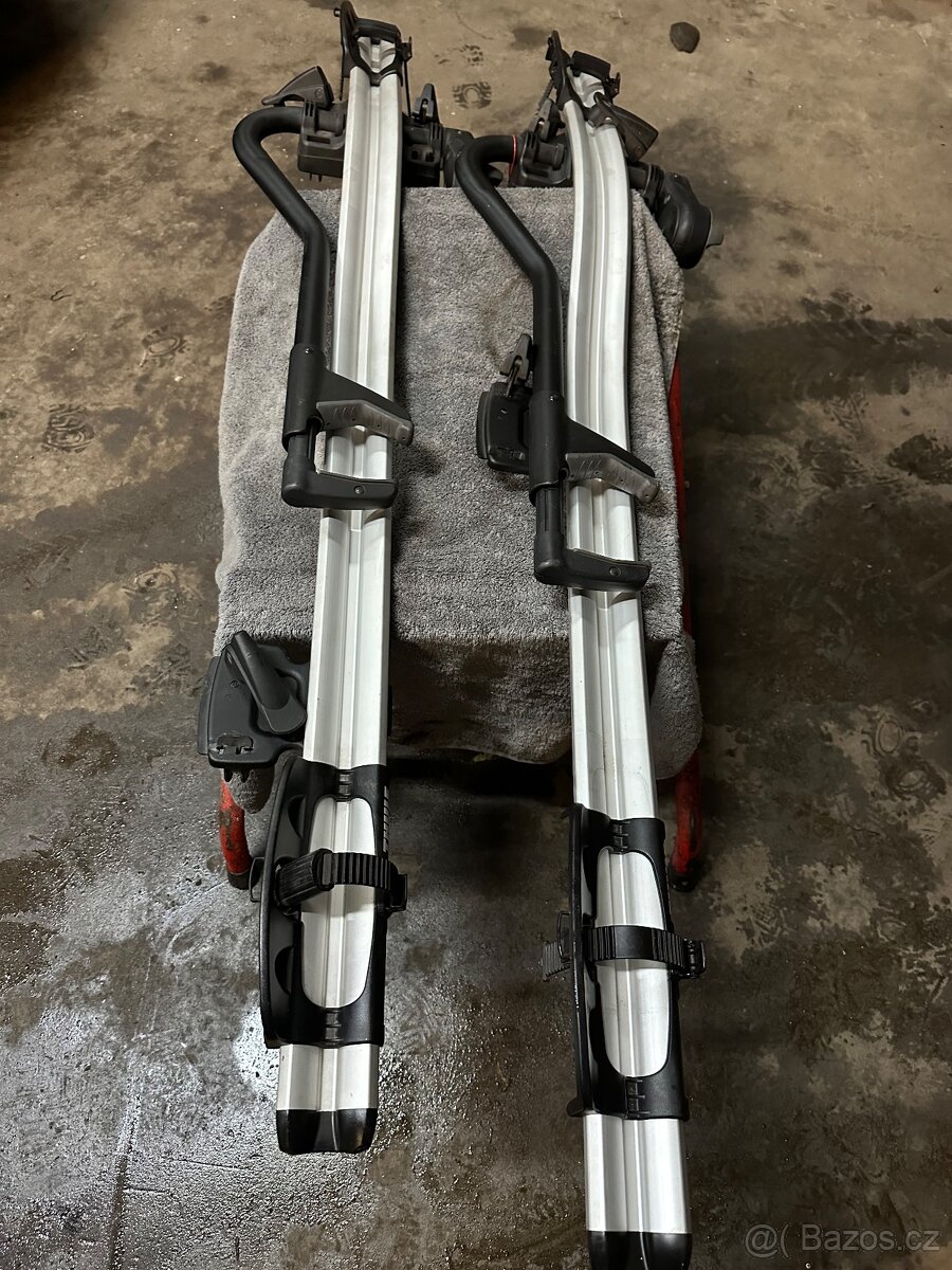 Nosič kol thule - 2