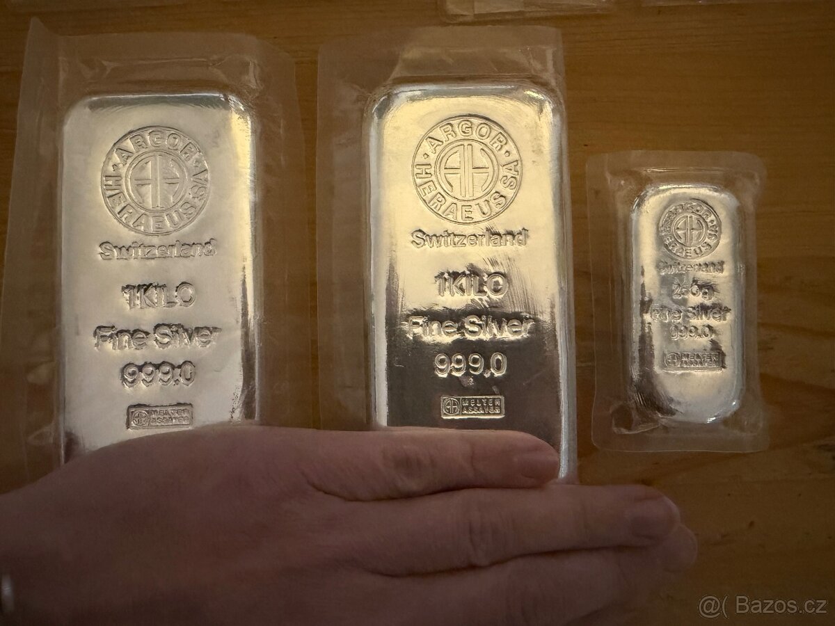 Stříbrné slitky + mince - 2