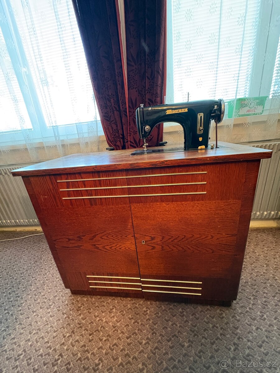 Šicí stroj Minerva 123 - 2