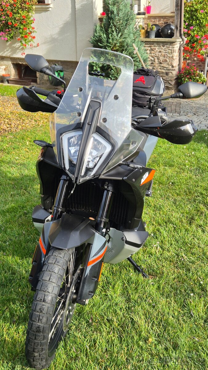 KTM 890 Adventure - 2