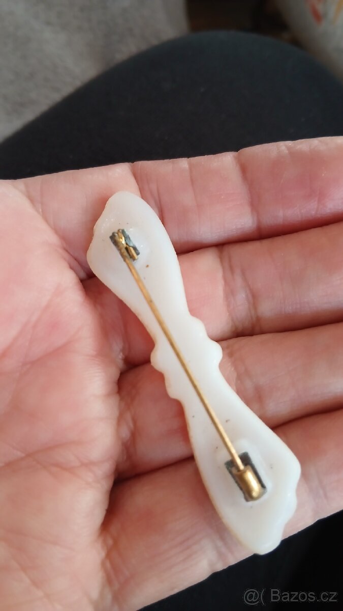 Retro skleněná brož jablonecká - 2