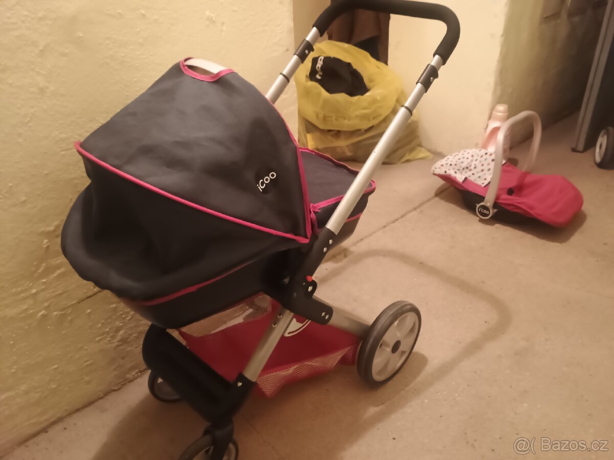 Kočárek pro panenky - 2