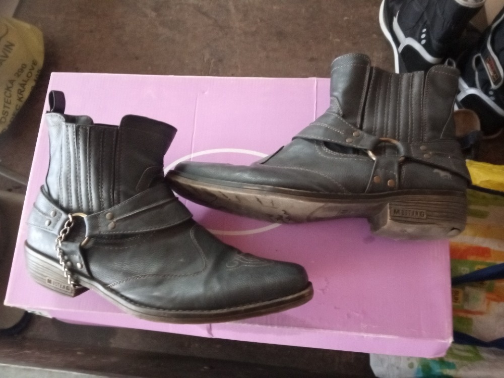 Pánská obuv- vel. 45/46 - 2
