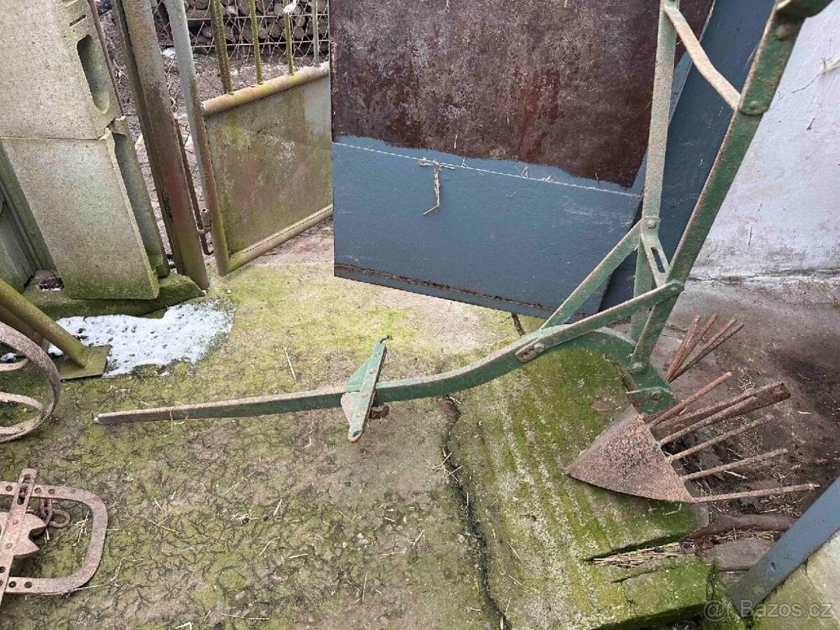 ručni kypřič pudy i s kolečky - 2