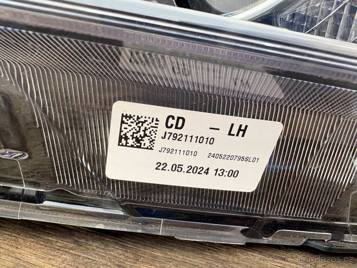 KIA CEED 2021- Levý přední světlomet - 2