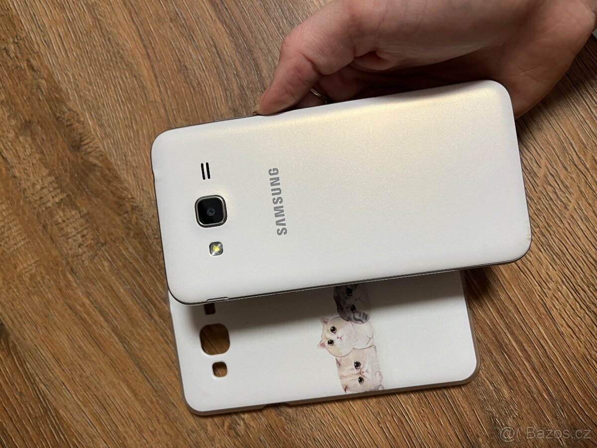 Samsung galaxy J3 (2016) - 2