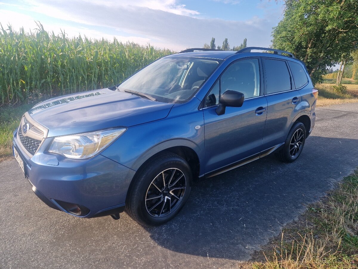 Subaru Forester 2.0i cvt 110kw - 2